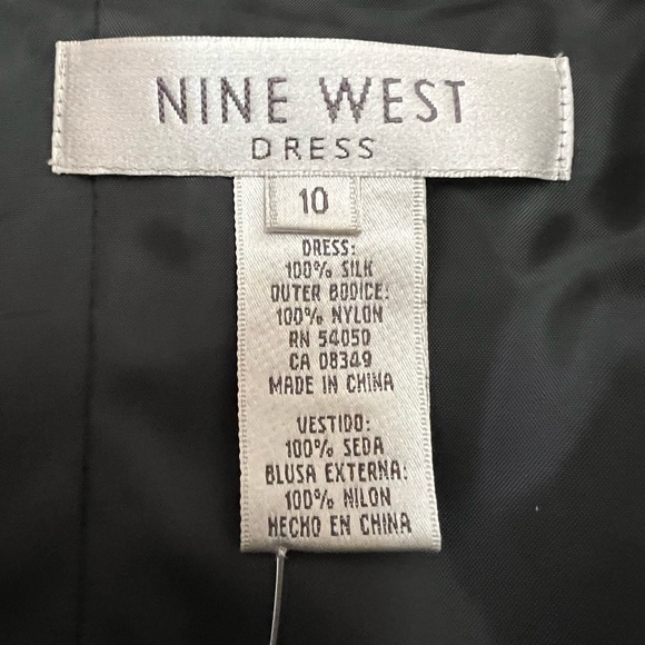 Nine West - 100% Silk, tea length, strapless party dress!  Size 10 - Picture 2 of 4